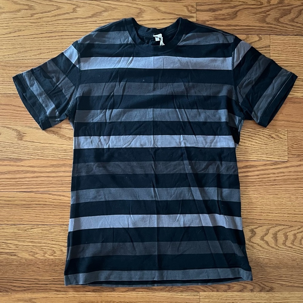 Lululemon Striped Black and Gray Men's T-Shirt